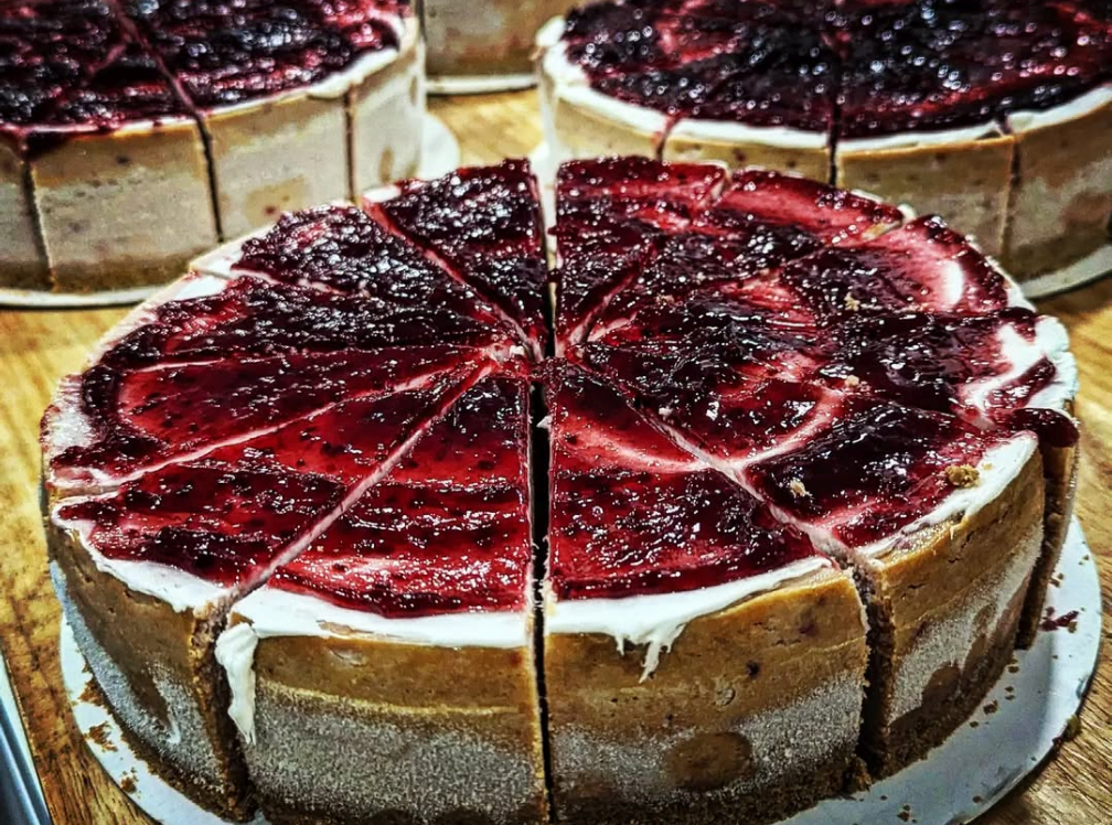 White Chocolate Raspberry - Full Cheesecake